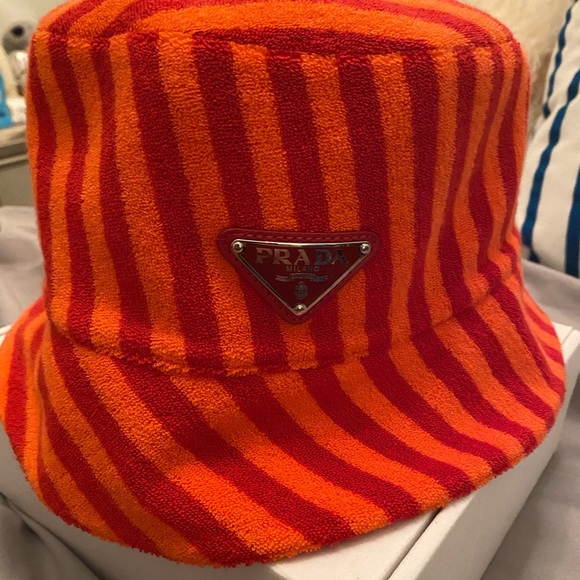 COPY - Prada Cappelli in Tessuto - Picture 2 of 5